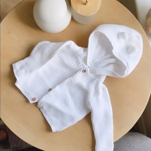 Carter’s 6 months sweater